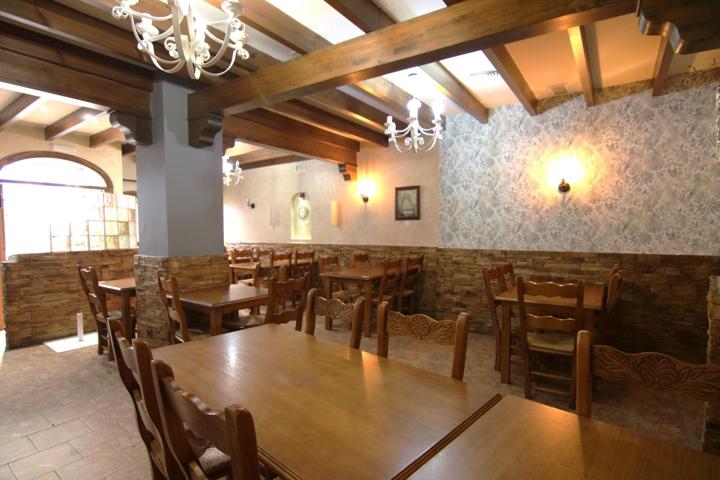RESTAURANTE EN VENTA EN PLENO CENTRO DE COIN photo 0