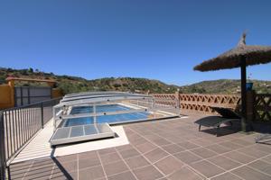 CASA RUSTICA EN MONDA, CON GARAJE CUBIERTO, PISCINA... photo 0
