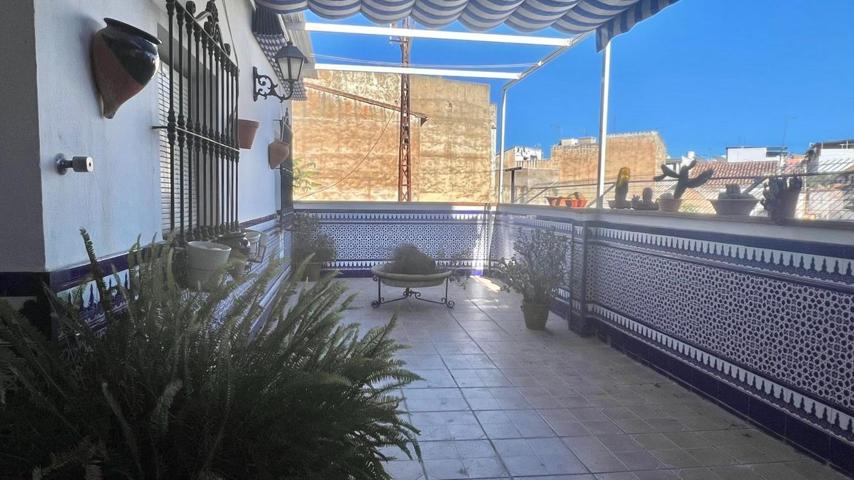 Amplia casa en alquiler en el centro del pueblo – Ideal para grupos photo 0