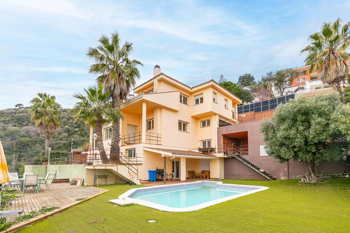 Casa En venta en Mas Ram, Badalona photo 0