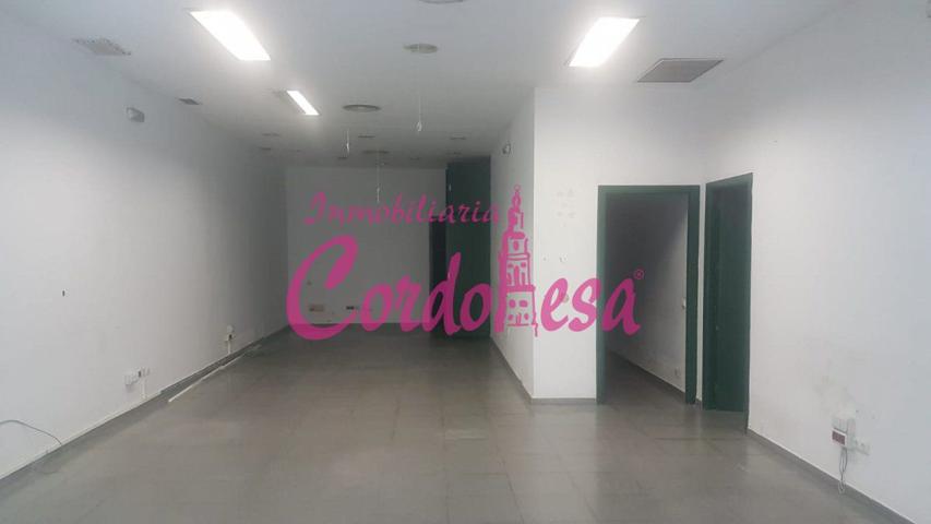 LOCAL JUNTO AL AYUNTAMIENTO!!! photo 0