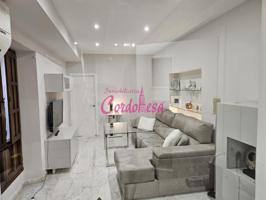 MAGNIFICA VIVIENDA EN ALQUILER EN CASCO HISTORICO. TOTALMENTE REFORMADO!!! photo 0