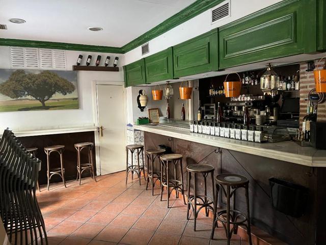 Local comercial en Alquiler en Madrid Madrid SALAMANCA photo 0