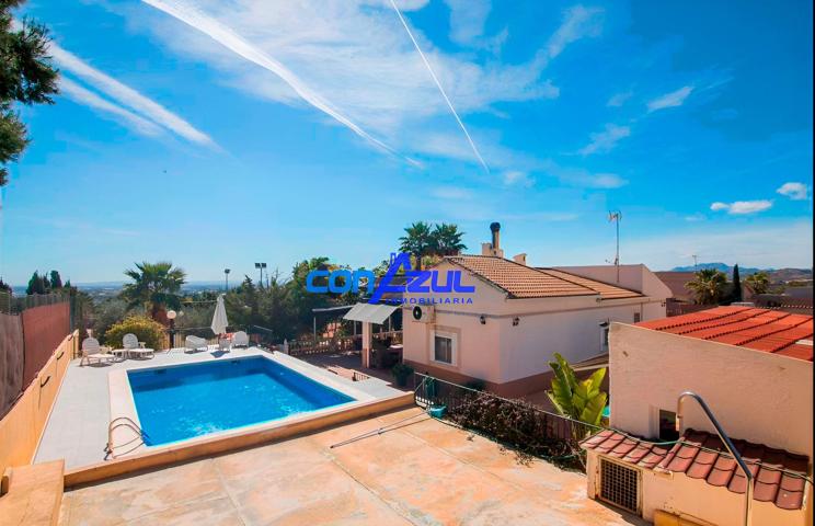 CHALET CON PISCINA: A 5 MINUTOS DE ELCHE photo 0