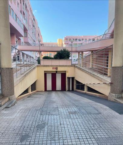 ¿Cansad@ de buscar aparcamiento? photo 0