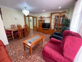 Entresuelo con encanto en Elche: 3 habitaciones, vistas despejadas y comodidad photo 0