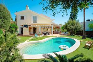 Villa de lujo recientemente renovada con apartamento de invitados en Santa Ponsa, Calviá photo 0