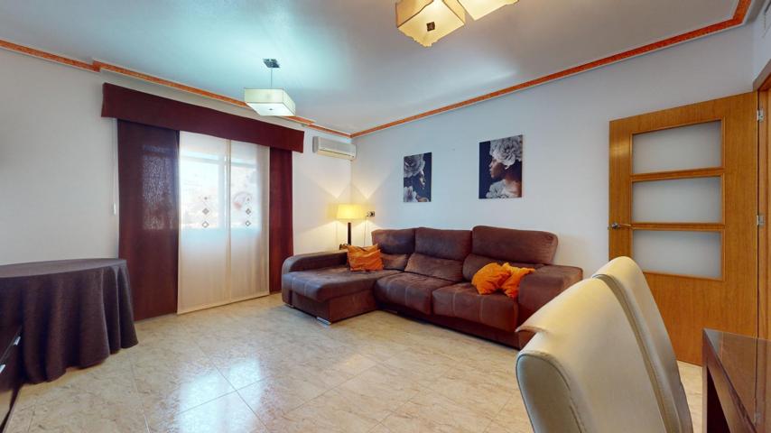 Amplia vivienda de 3 dormitorios con buhardilla y garaje en Balsicas - Murcia photo 0