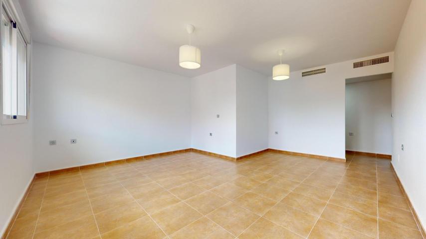 Vivienda de 3 dormitorios con garaje y trastero a estrenar, en el Centro de Corvera photo 0