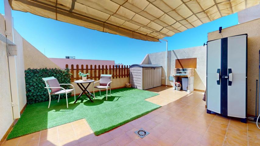 Sol, vistas y mar… en una vivienda que lo tiene todo en San Pedro del Pinatar photo 0