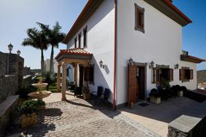 Casa Rústica en venta en Costa Adeje de 1090 m2 photo 0