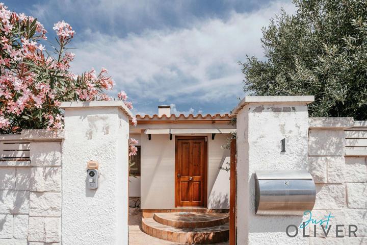 EXCLUSIVA CASA EN MONT-ROIG CON BODEGA Y PISCINA photo 0