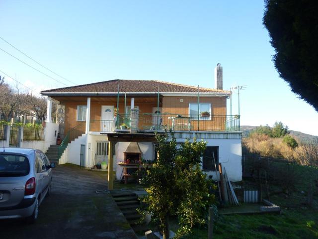 Casa En venta en Padrenda photo 0
