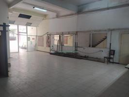 Local En venta en Vigo photo 0