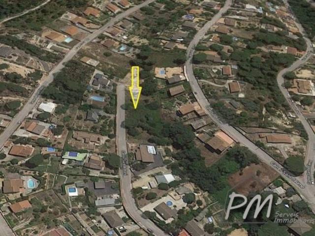 Terreno en venta en Maçanet de La Selva photo 0