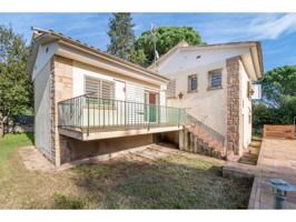 Casa unifamiliar en venta - Vilobí d'Onyar photo 0