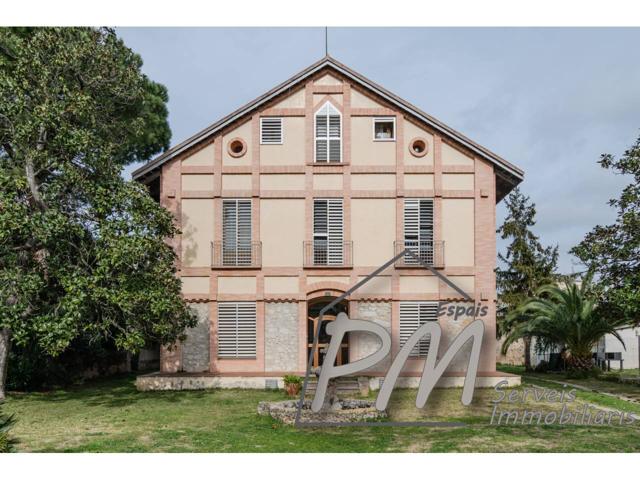 Casa en venta Modernista en el corazón de Cassa de la Selva photo 0