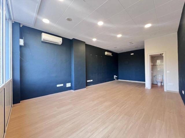 Alquiler de local comercial en Girona Capital photo 0