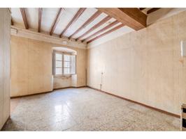 Casa en venta en La Jonquera photo 0