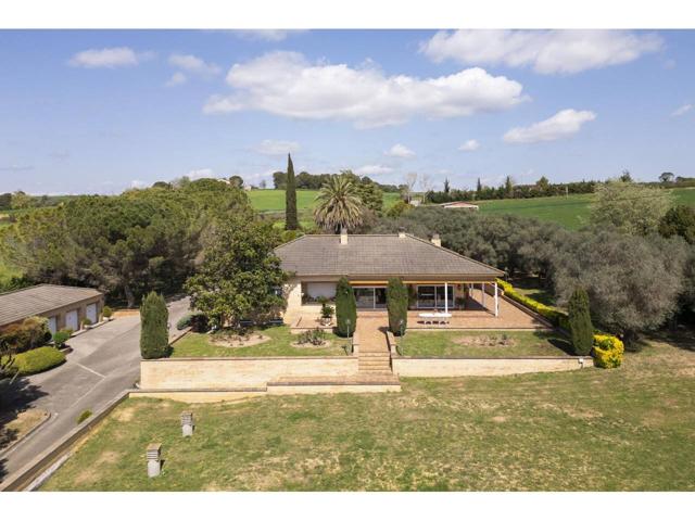 Venta de una villa en Cornellà del Terri photo 0