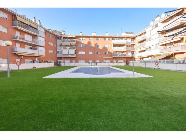 AMPLIO PISO CON ZONA COMUNITARIA CON JARDIN, PARQUE INFANTIL , PISCINA Y PARQUING OPCIONAL. photo 0