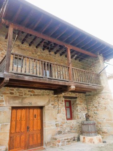 Se Vende Casa de Piedra en Karrantza con Terreno photo 0