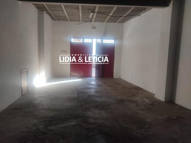 Local comercial en Mairena del Alcor photo 0