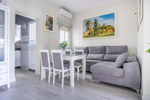 Casa de una sola planta en Zona Malasmañanas, en Alcalá de Guadaira photo 0