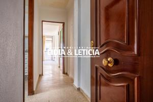 Se vende piso en segunda planta con ascensor en zona la Paz, en Alcalá de Guadaira photo 0