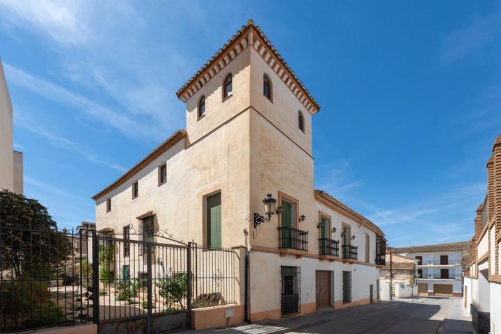 Espectacular e histórica casa señorial en el centro de Ugíjar photo 0