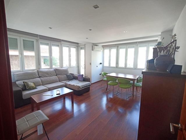 Alquiler Piso 4 habitaciones Reformado en Camino de Ronda photo 0