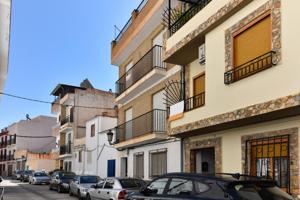 VENTA DE CASA EN EL CENTRO DE LANJARÓN (GRANADA) photo 0