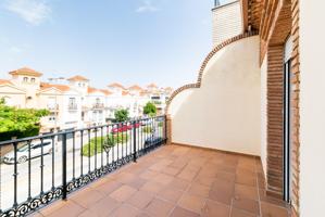 ESPECTACULAR CASA EN SANTA FE photo 0