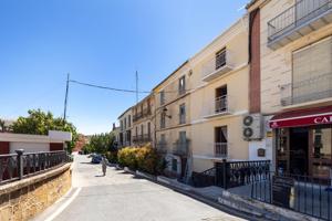 Edificio a reformar con gran potencial en Alhama de Granada photo 0