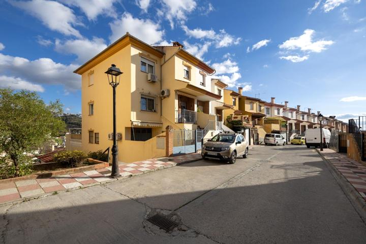 🏡 Casa-Chalet en venta en Alfacar photo 0