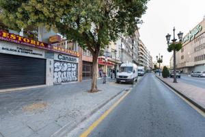ALQUILER LOCAL COMERCIAL ACERA DEL DARRO photo 0