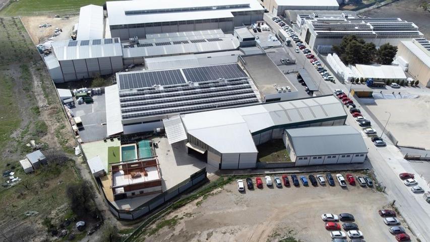 INCREIBLE OPORTUNIDAD DE NEGOCIO Y VIVIENDA- CON OPCIÓN DE ALQUILER A COMPRA photo 0