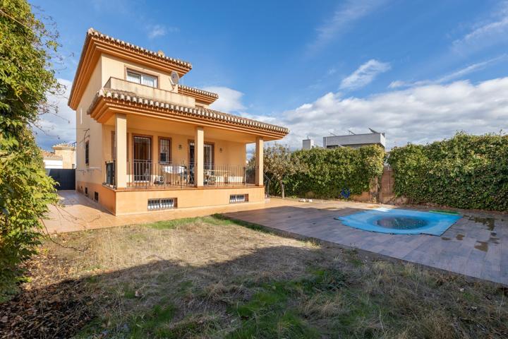 Estupenda vivienda en Urb. Los Chopos de Las Gabias photo 0