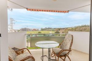 Piso en venta en Torredelmar (Vélez-Málaga) photo 0