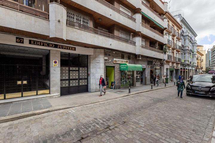 GRAN PLAZA DE GARAJE Y TRASTERO EN CALLE SAN ANTON photo 0