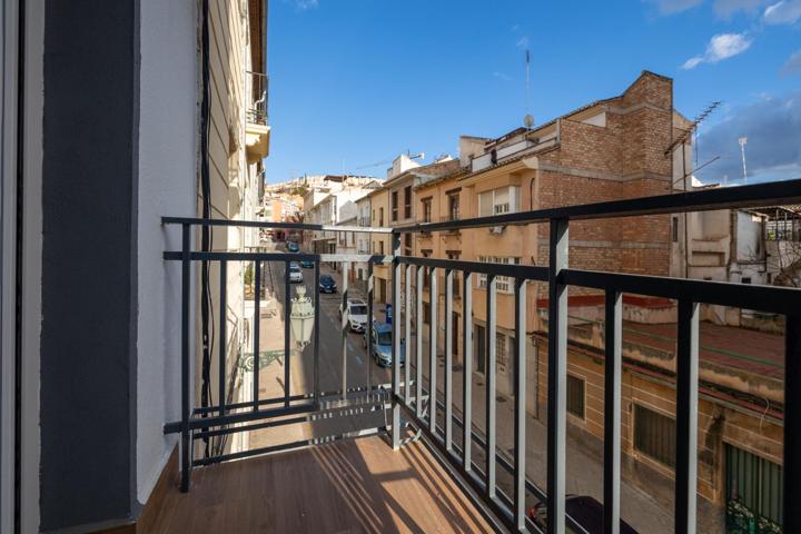 Piso En venta en Constitucion, Granada photo 0