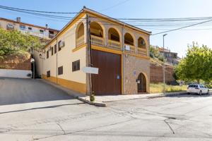 Venta de casa + local almacén de 145 m2 en Iznalloz (Granada) photo 0