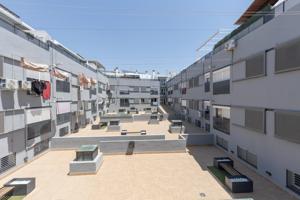Fantástico Ático dúplex en Albolote con terraza privada photo 0