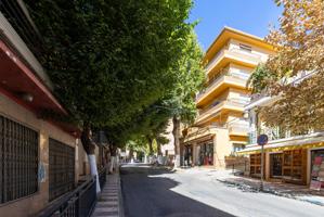 🏡 Se vende acogedor piso en Lanjarón ✨ Económico, tranquilo y con financiación disponible 💶✅ photo 0