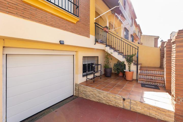 ¡VIVIENDA EN ESQUINA EN LAS GABIAS! photo 0