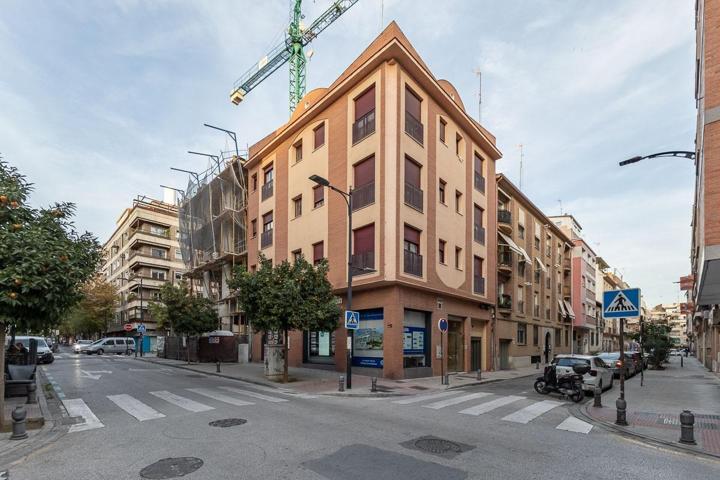 MAGNIFICA PLAZA DE GARAJE EN BARRIO FIGARES - JUNTO A CALLE ALHAMAR photo 0