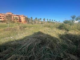 Terreno urbano en Playa Granada, junto futuro puerto deportivo. photo 0