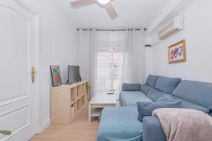 Encantador y luminoso piso en venta en Las Torres (La Chana) con 3 dormitorios, 1 baño y terraza. photo 0