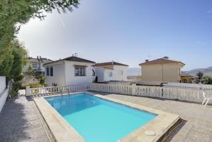 CHALET PAREADO photo 0