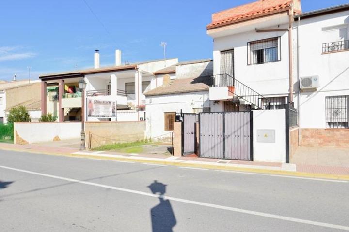 Casa en Fuente Vaqueros photo 0